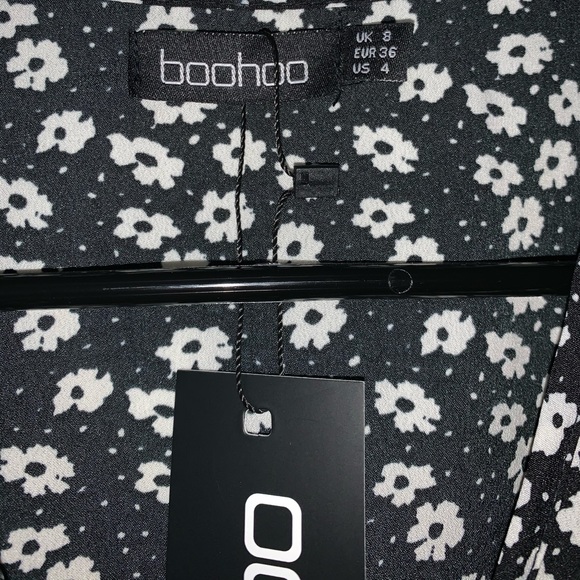 SALE! Boohoo wrap romper playsuit - Picture 2 of 4